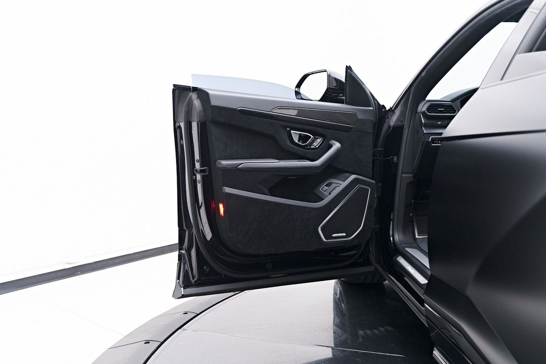 2023 Lamborghini Urus