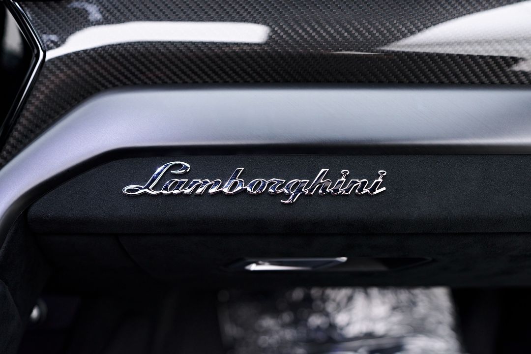 2023 Lamborghini Urus