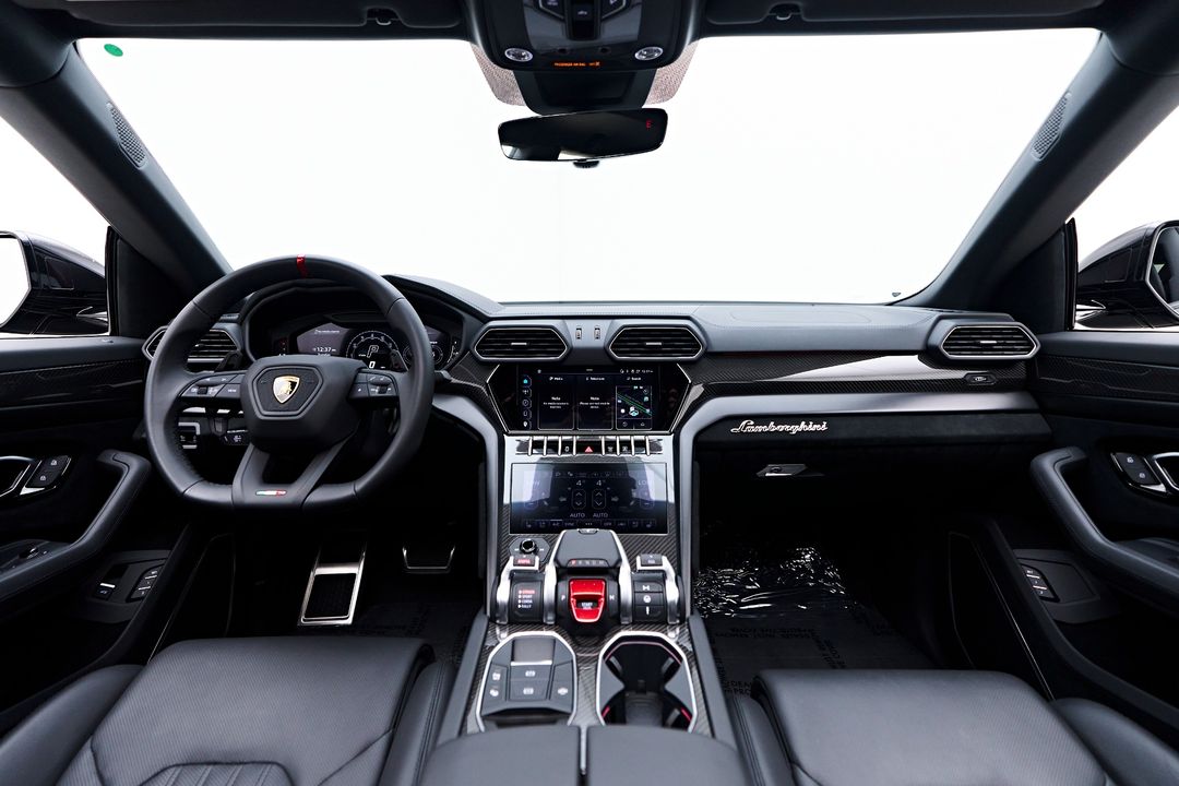2023 Lamborghini Urus