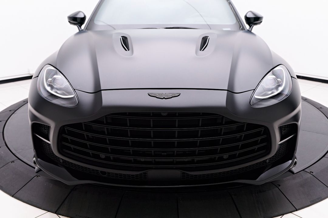 2023 Aston Martin DBX