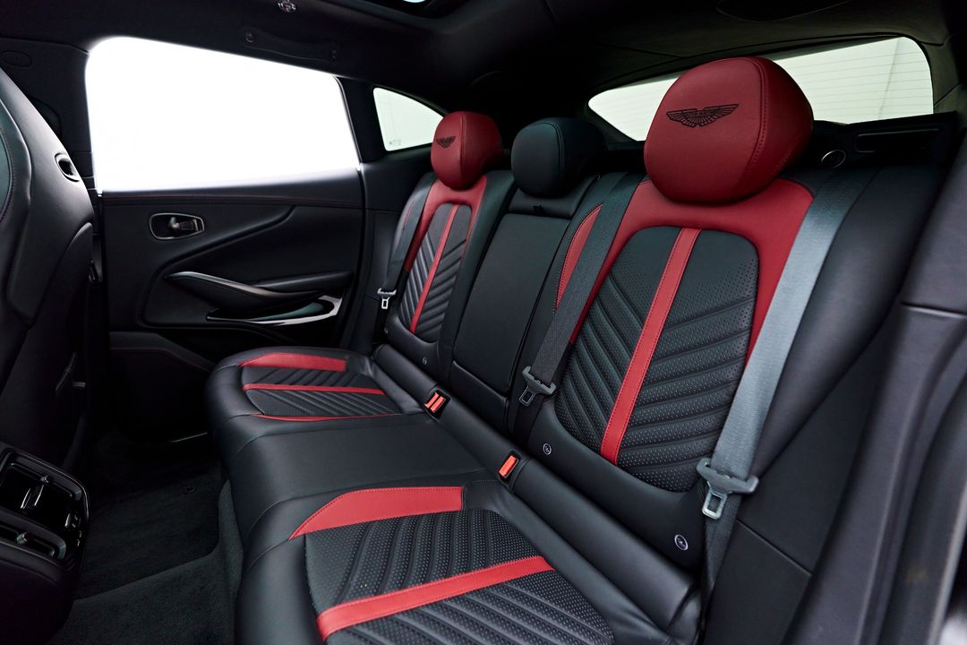 2023 Aston Martin DBX