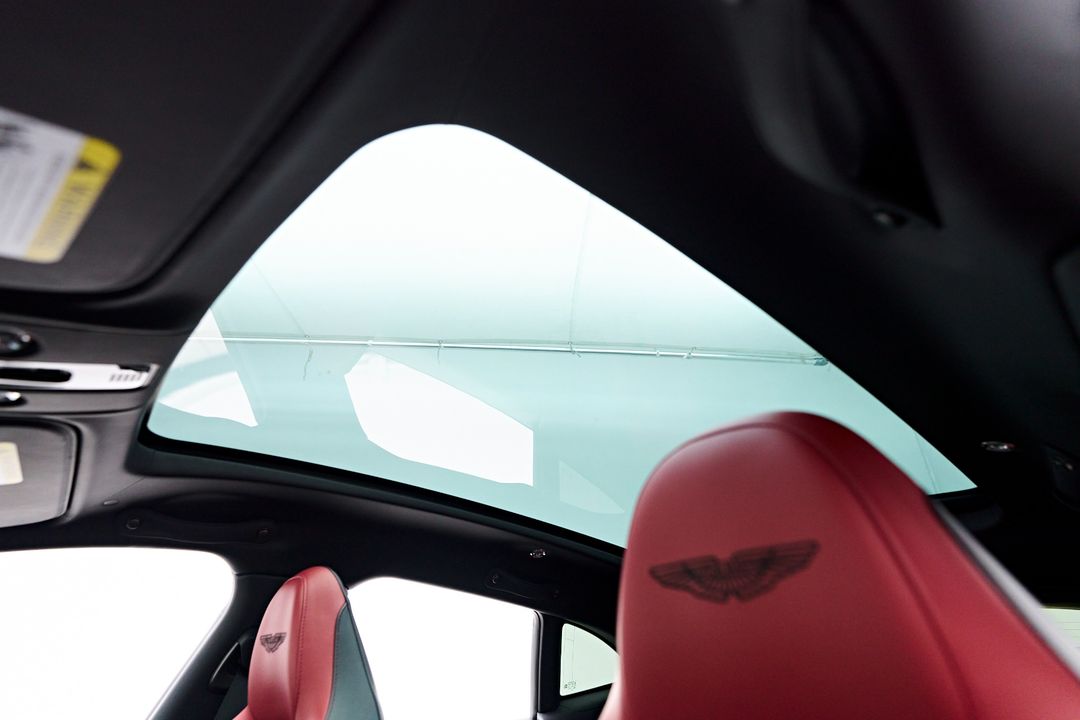 2023 Aston Martin DBX