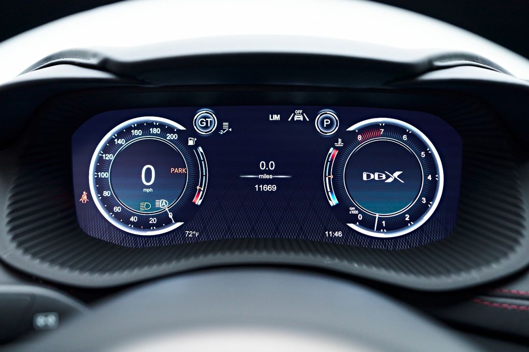 2023 Aston Martin DBX