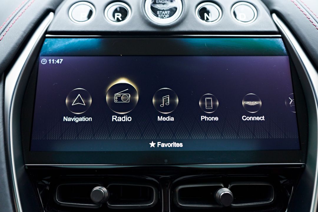 2023 Aston Martin DBX