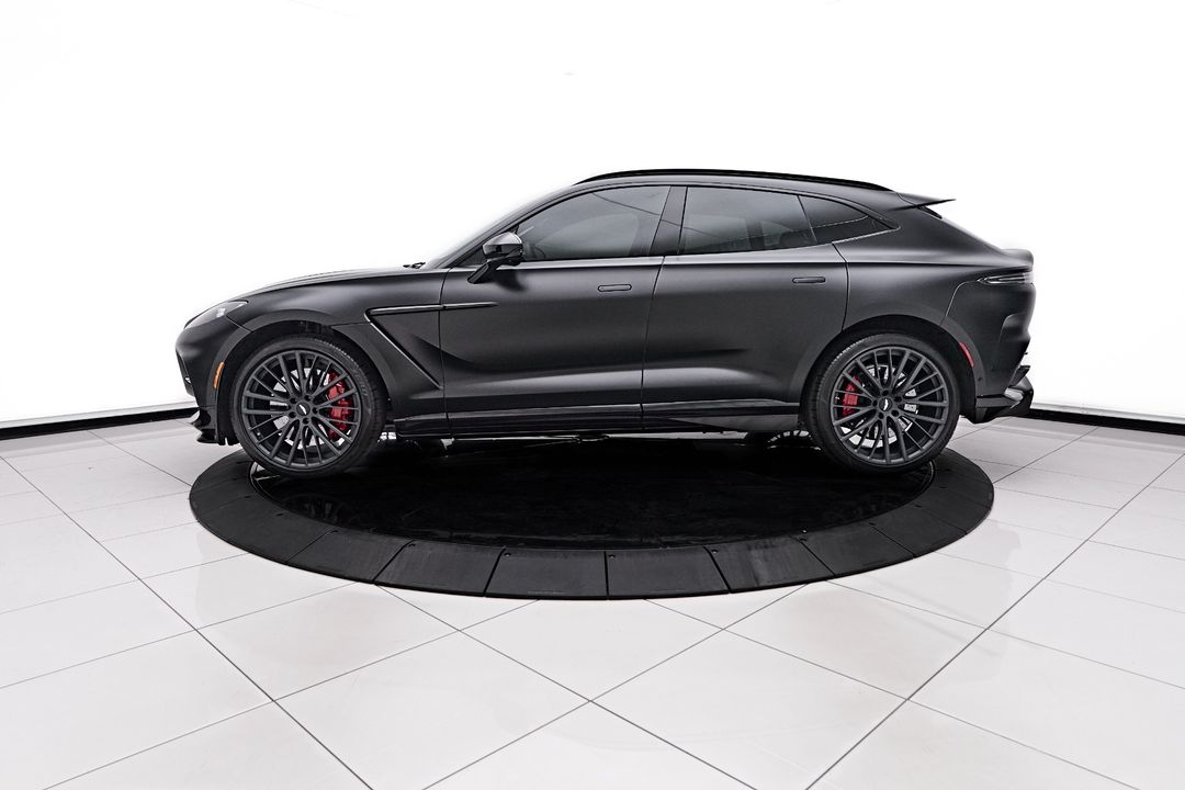 2023 Aston Martin DBX