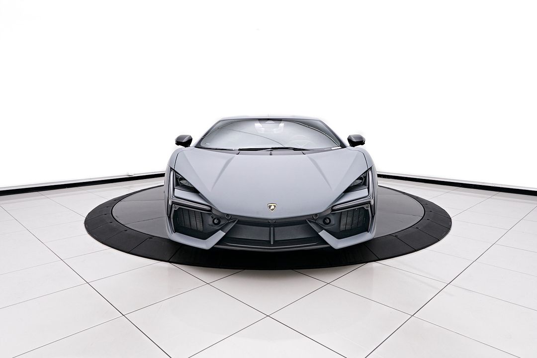2024 Lamborghini Revuelto