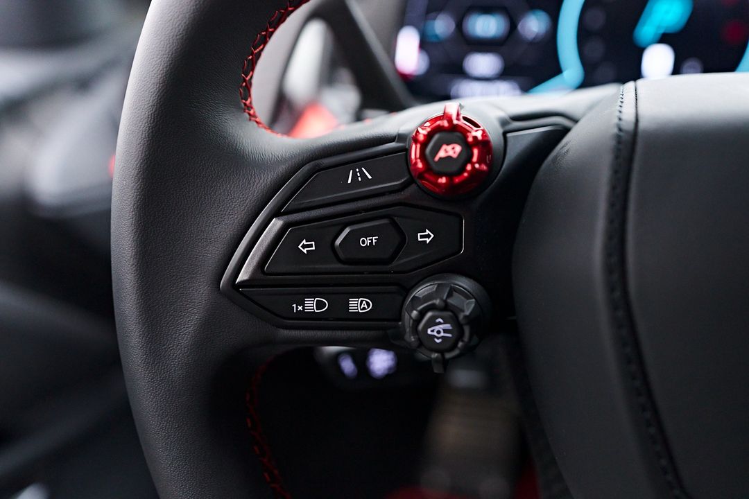 2024 Lamborghini Revuelto