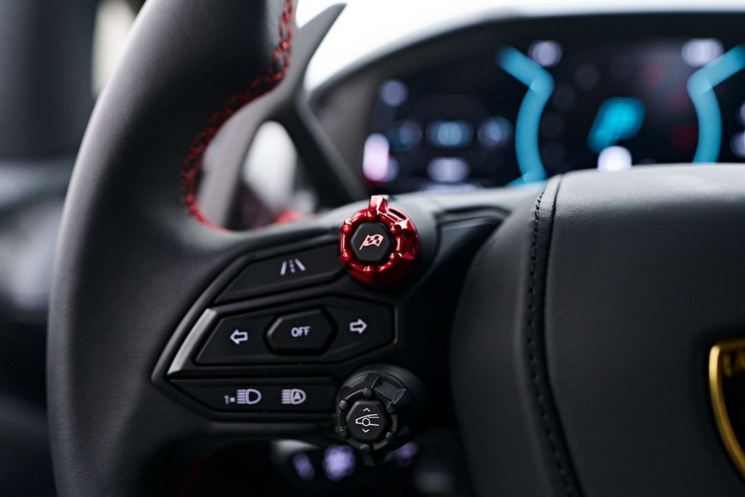 2024 Lamborghini Revuelto