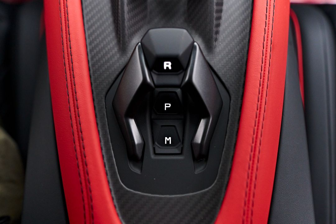 2024 Lamborghini Revuelto