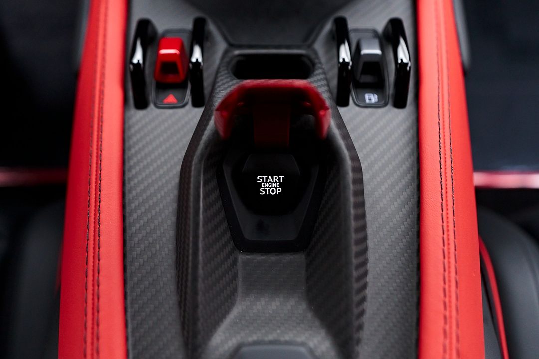 2024 Lamborghini Revuelto