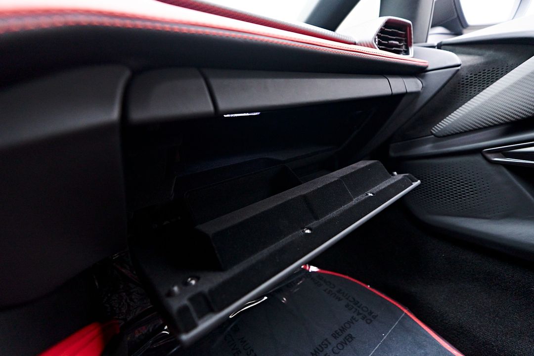 2024 Lamborghini Revuelto