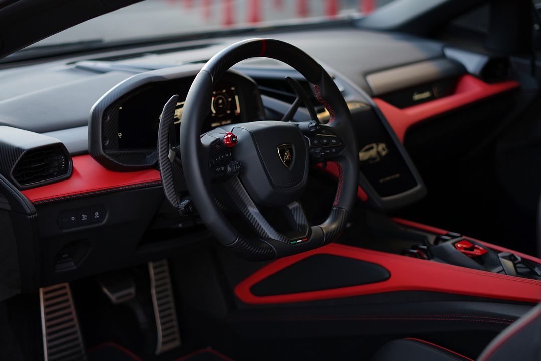 2024 Lamborghini Revuelto