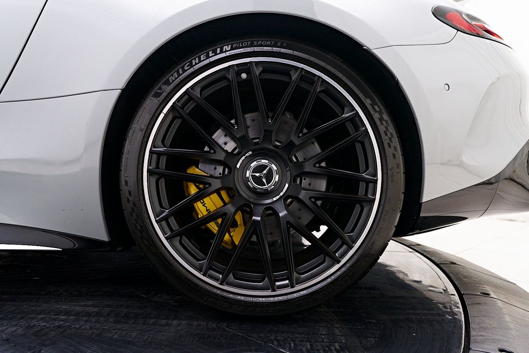 2024 Mercedes-Benz AMG   GT 63