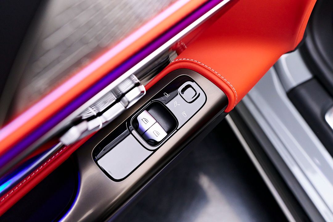2024 Mercedes-Benz AMG   GT 63