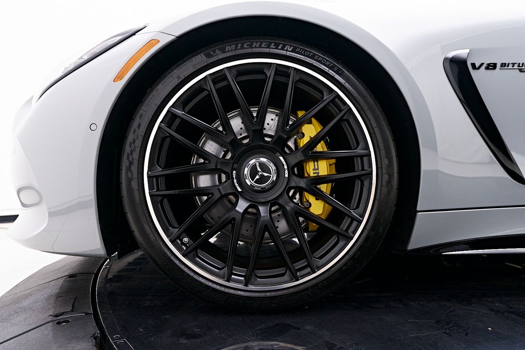 2024 Mercedes-Benz AMG   GT 63