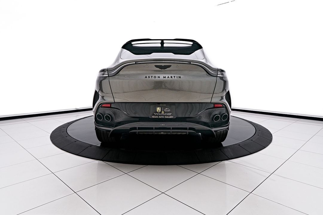 2023 Aston Martin DBX