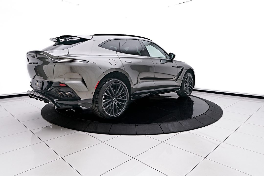 2023 Aston Martin DBX