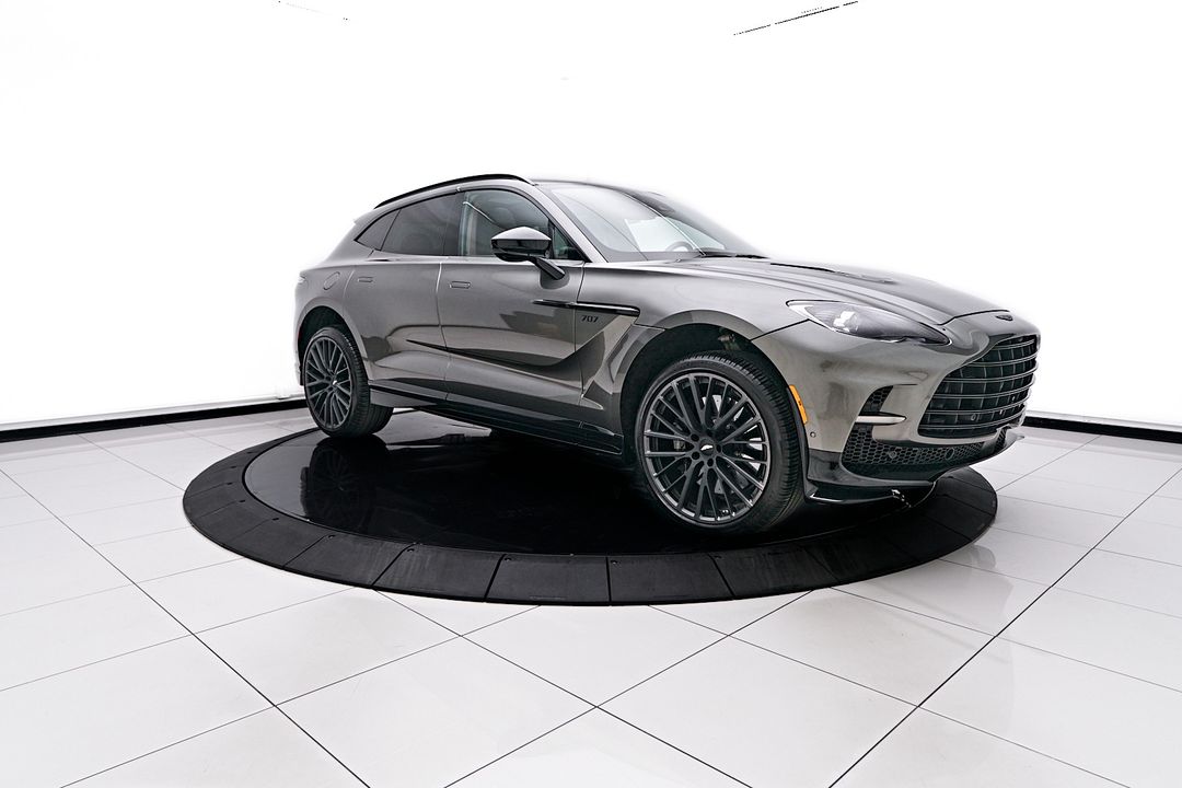 2023 Aston Martin DBX