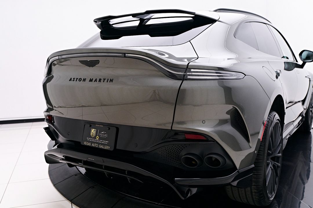2023 Aston Martin DBX