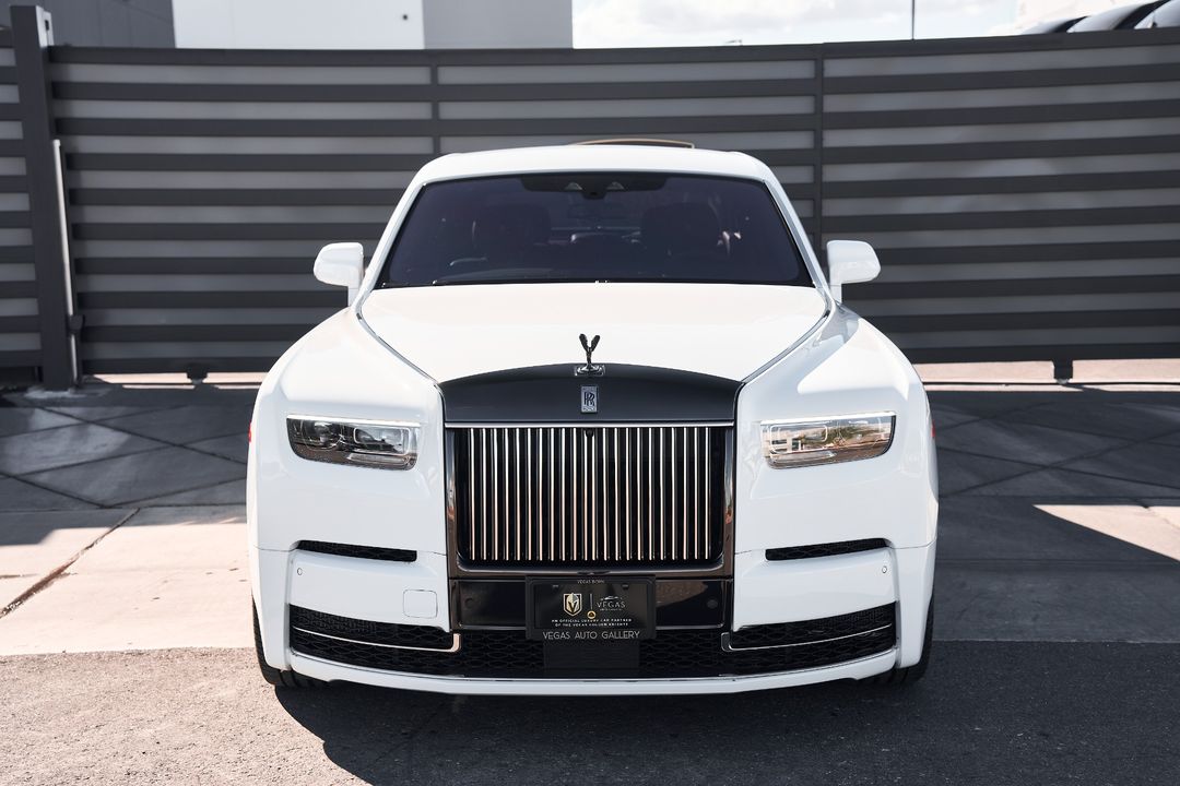 2023 Rolls-Royce Phantom