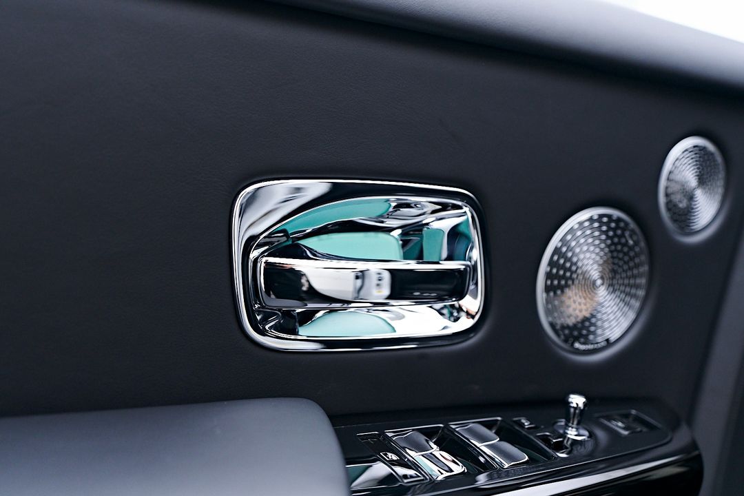 2023 Rolls-Royce Phantom