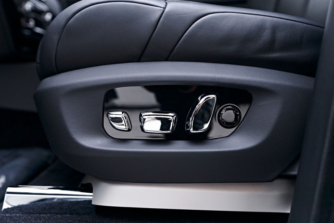 2023 Rolls-Royce Phantom
