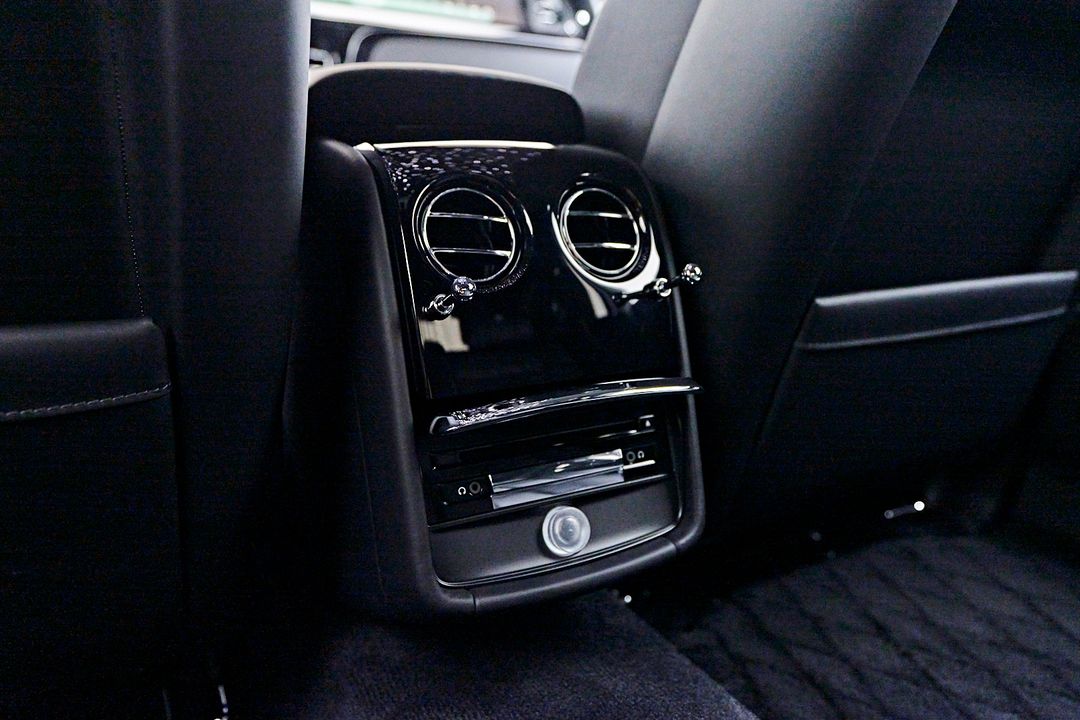 2023 Rolls-Royce Phantom