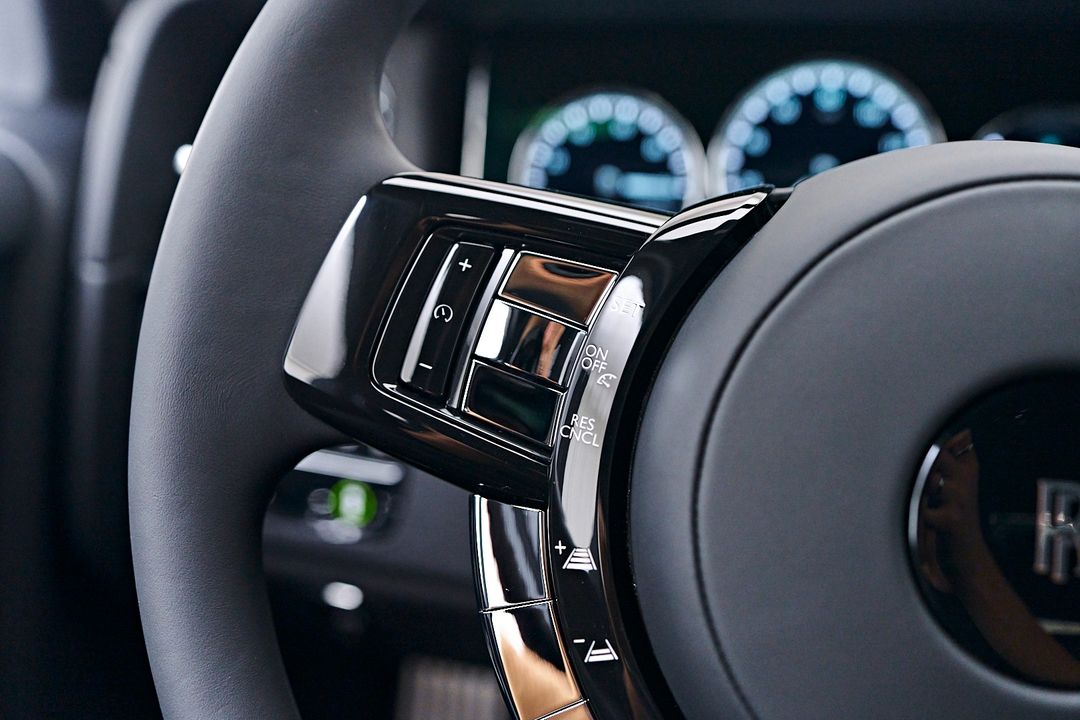 2023 Rolls-Royce Phantom