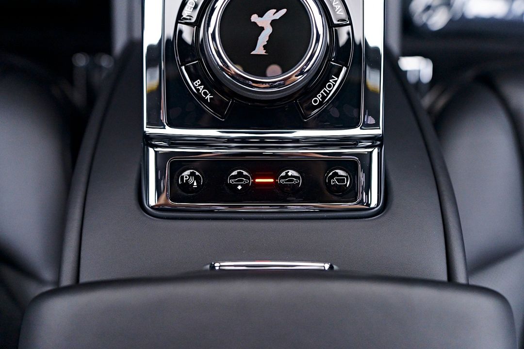 2023 Rolls-Royce Phantom