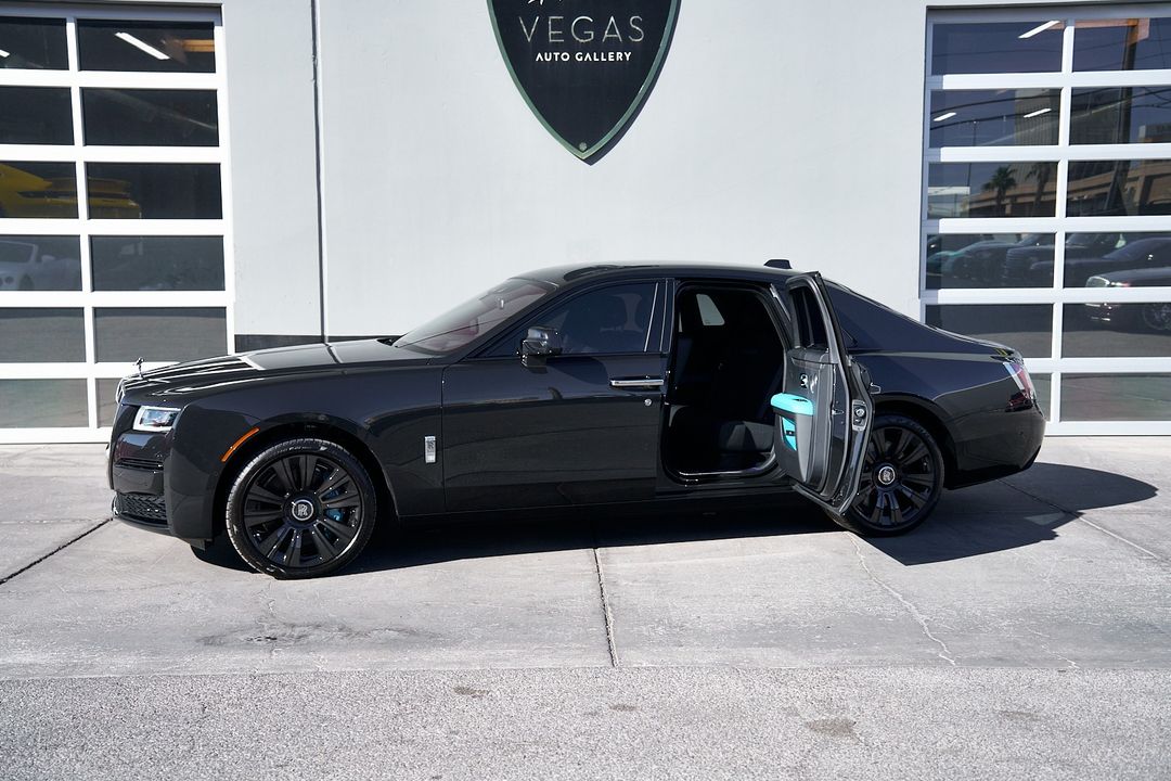 2024 Rolls-Royce Ghost