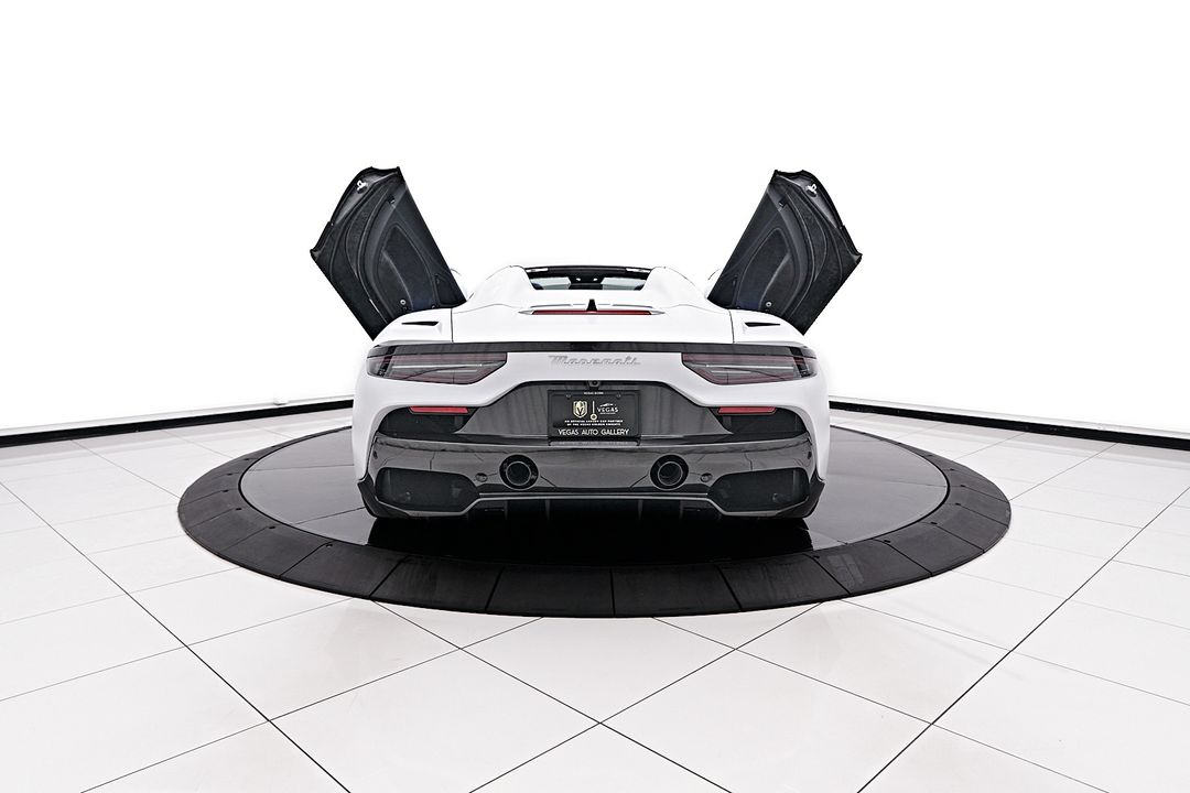 2023 Maserati MC20