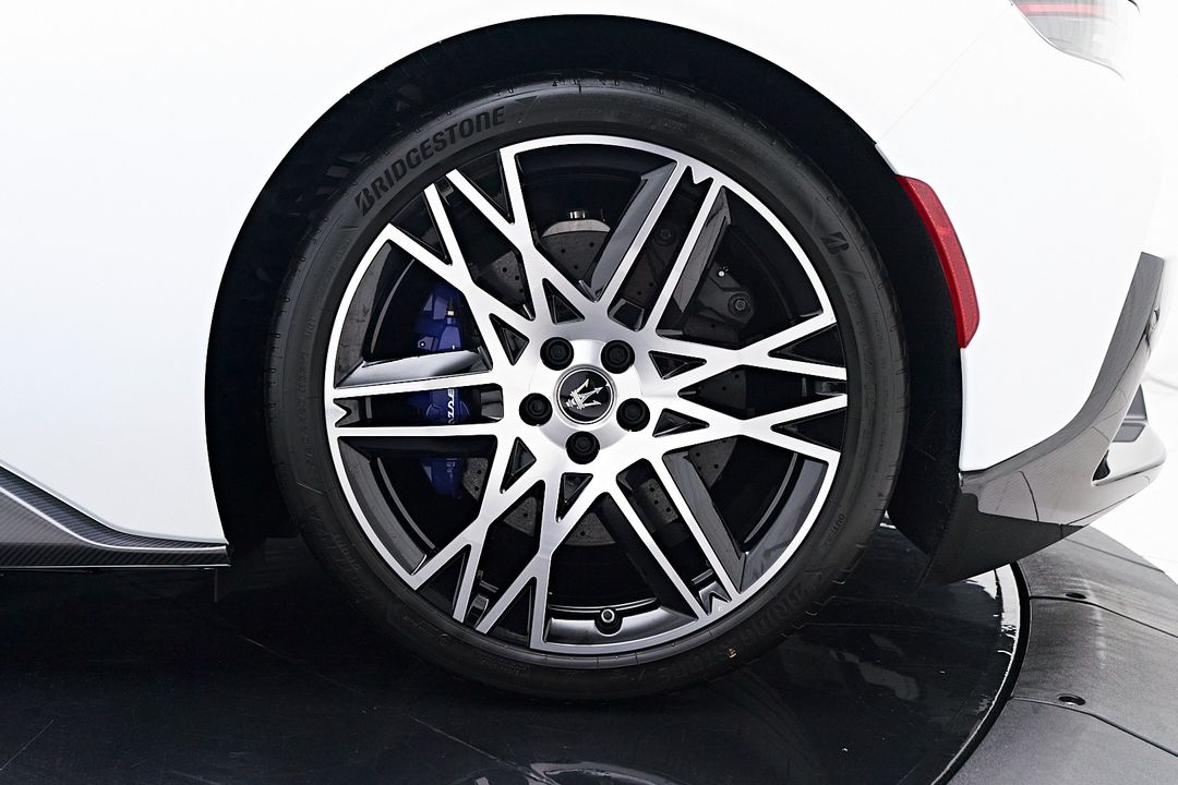 2023 Maserati MC20