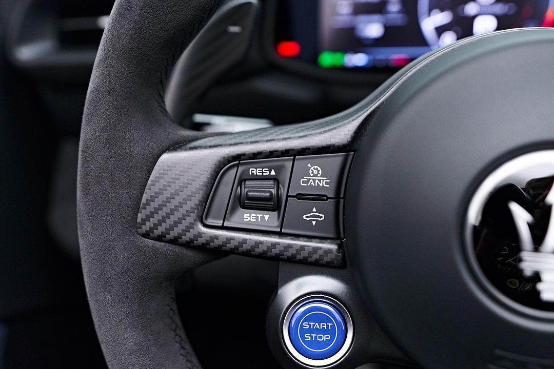 2023 Maserati MC20
