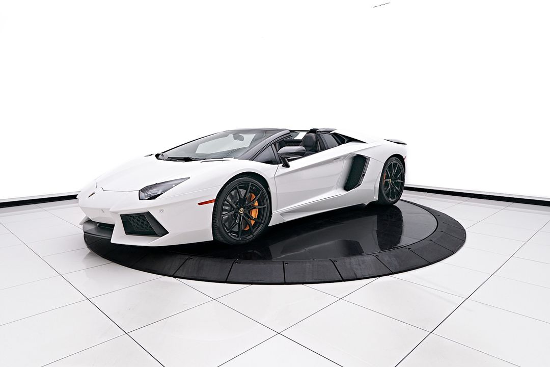 2017 Lamborghini Aventador