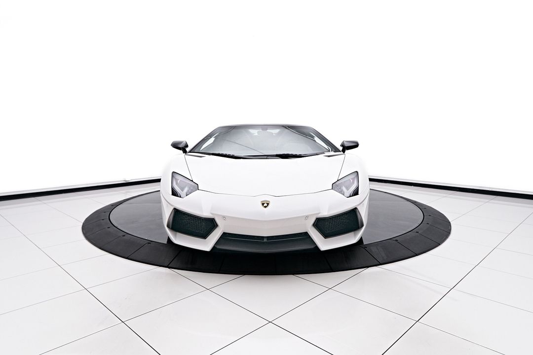 2017 Lamborghini Aventador