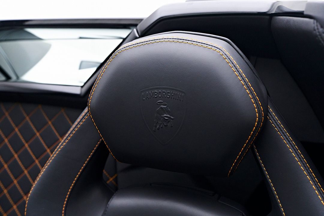 2017 Lamborghini Aventador