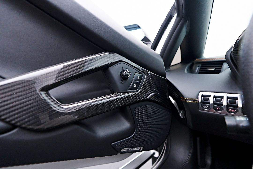 2017 Lamborghini Aventador