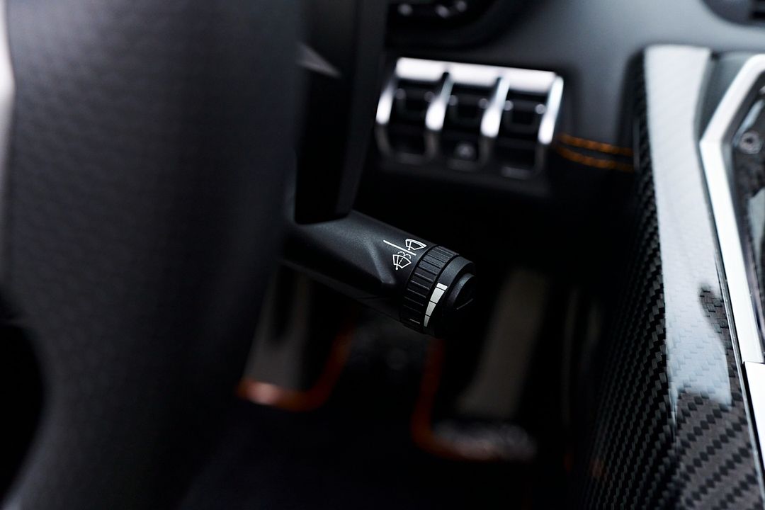 2017 Lamborghini Aventador