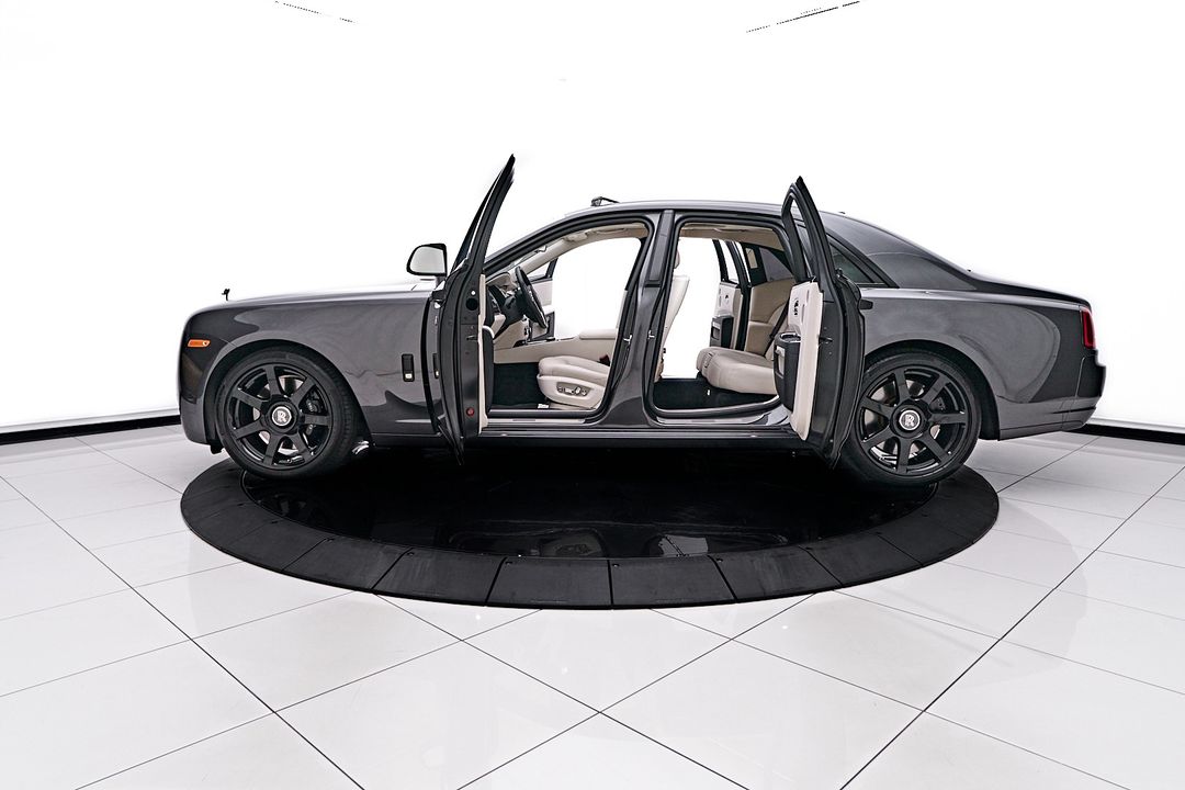 2017 Rolls-Royce Ghost