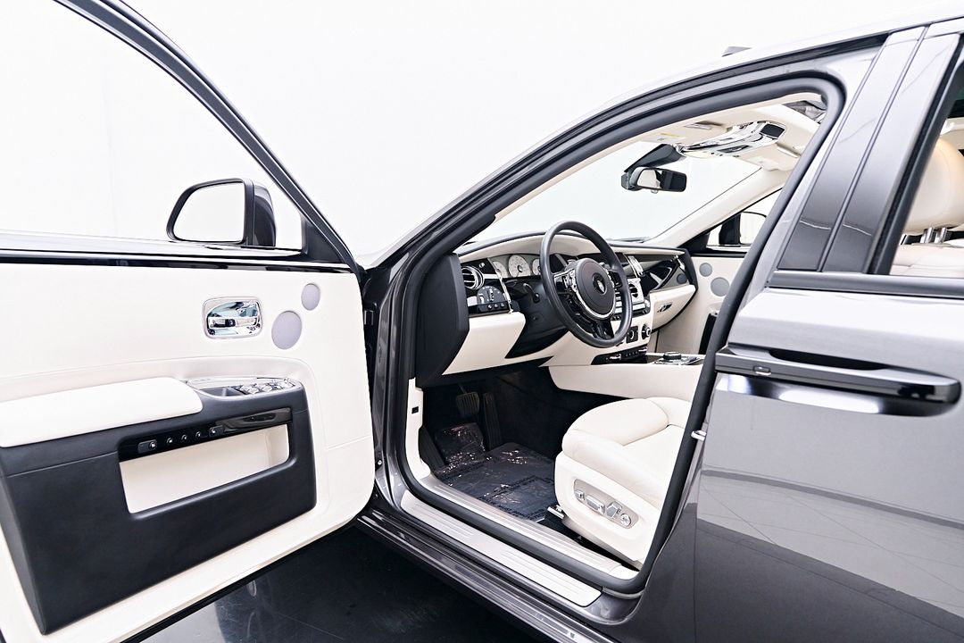 2017 Rolls-Royce Ghost
