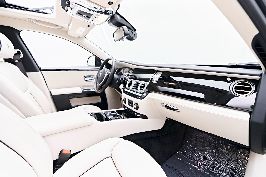 2017 Rolls-Royce Ghost