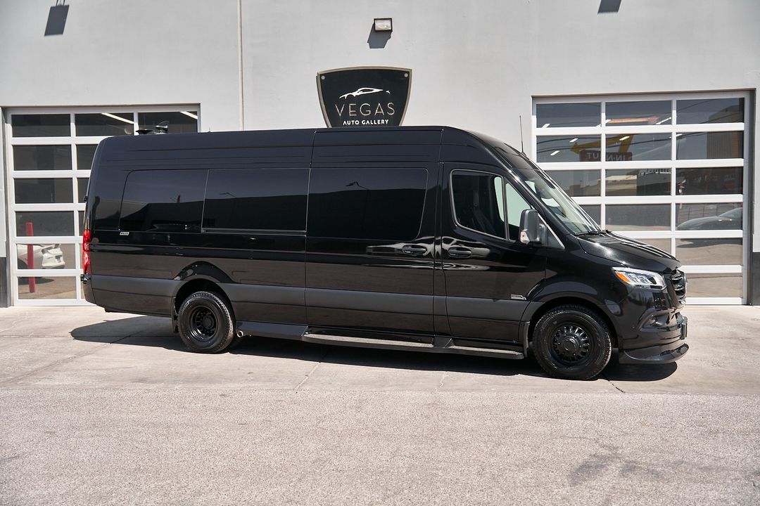 2025 Mercedes-Benz Sprinter 3500