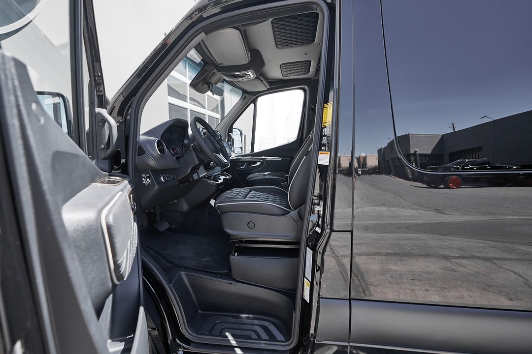 2025 Mercedes-Benz Sprinter 3500