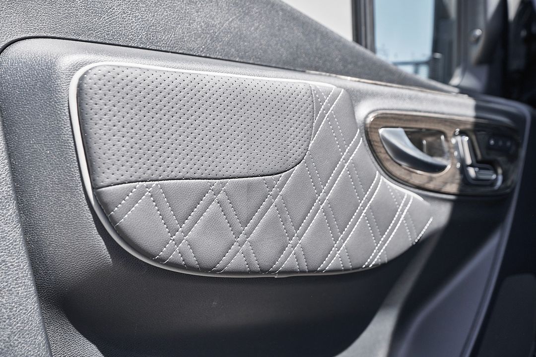 2025 Mercedes-Benz Sprinter 3500