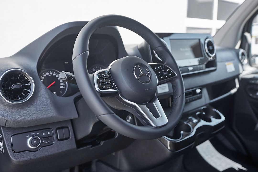 2025 Mercedes-Benz Sprinter 3500