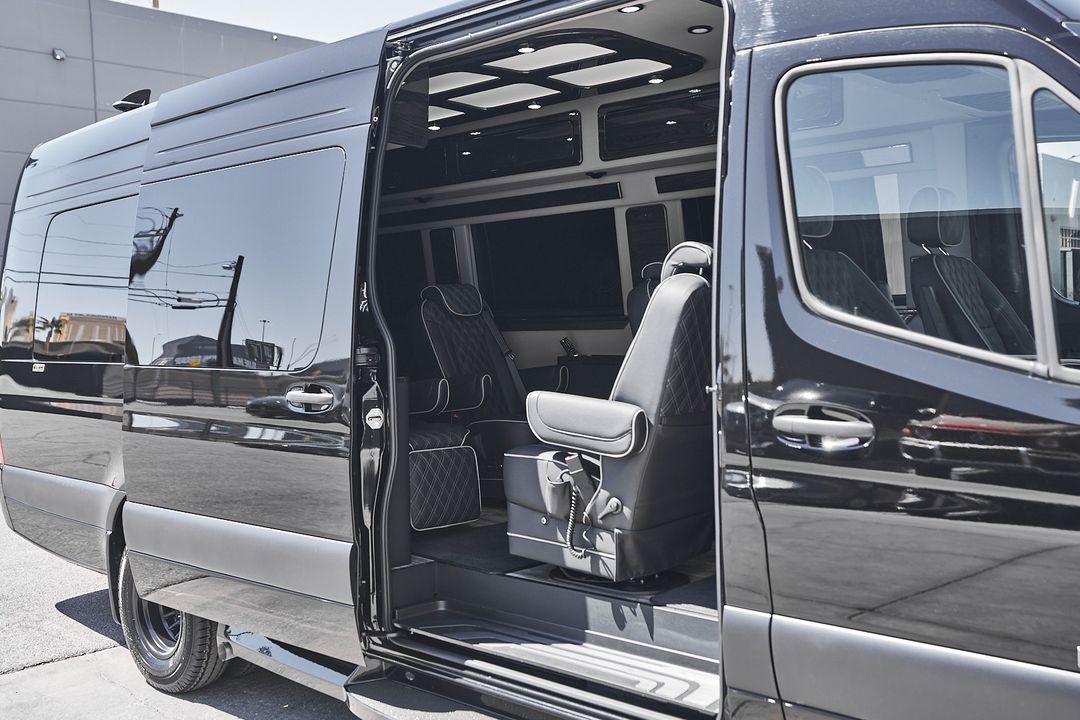 2025 Mercedes-Benz Sprinter 3500