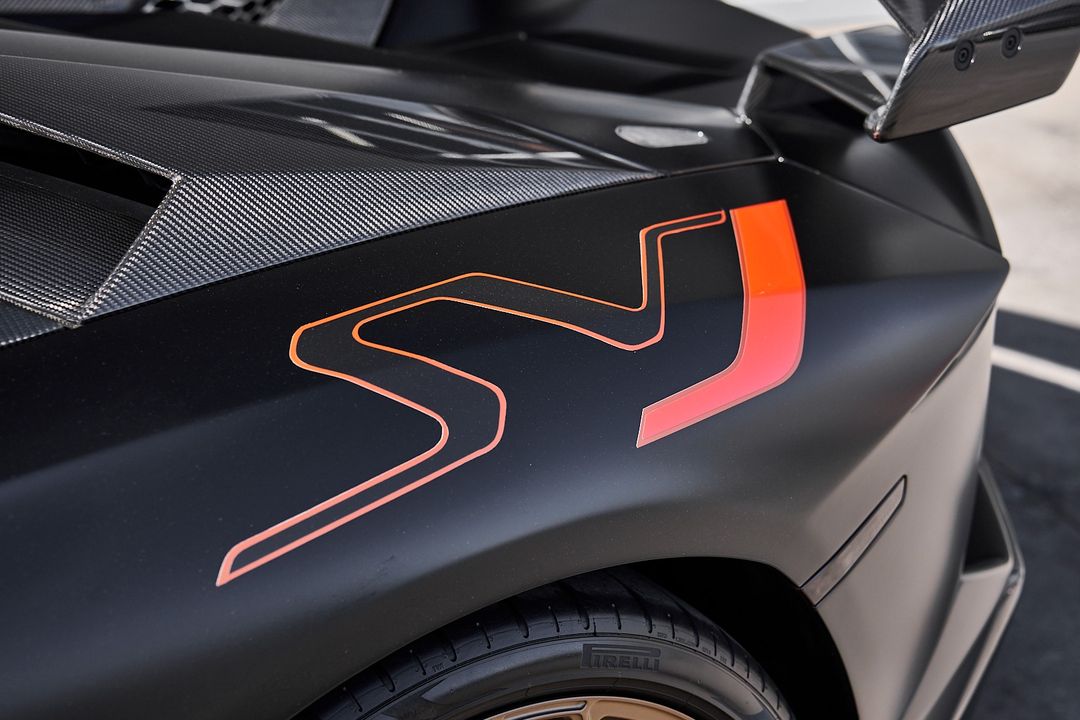 2021 Lamborghini Aventador SVJ
