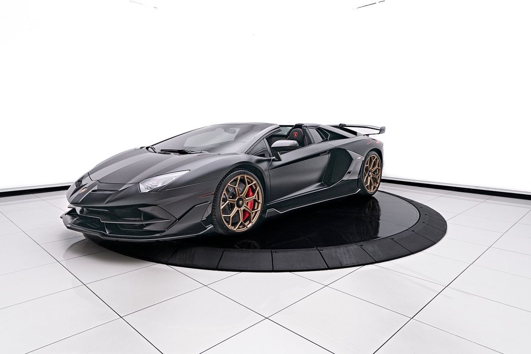 2021 Lamborghini Aventador SVJ