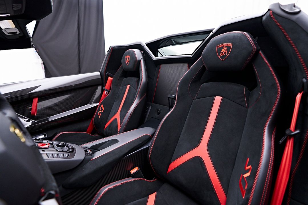 2021 Lamborghini Aventador SVJ