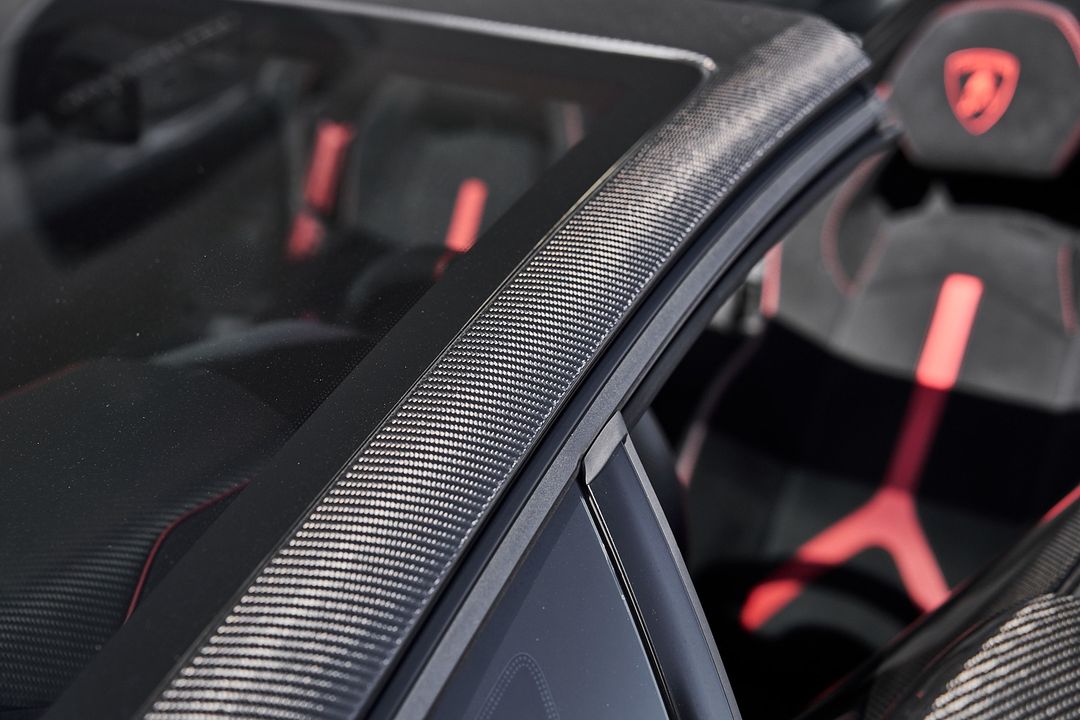 2021 Lamborghini Aventador SVJ